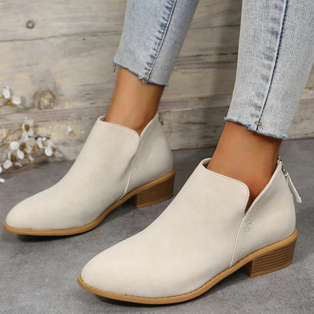 Bottines Femme à Talon Bas – Style Minimaliste