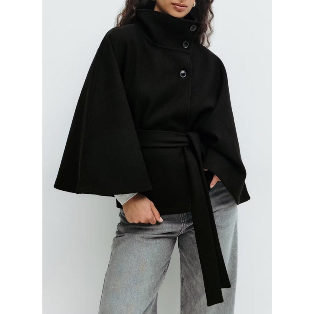 Cape Femme – Coupe Enveloppante, Col Haut