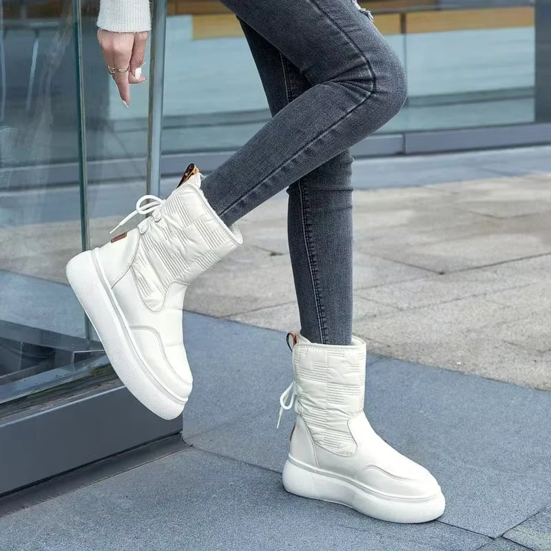 Bottes de Neige Femme – Laçage Arrière, Semelle Plateforme