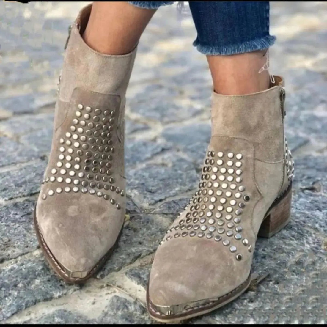 Bottines Femme – Cloutées Aspect Daim Talon Bloc Bout Pointu, Fermeture Éclair