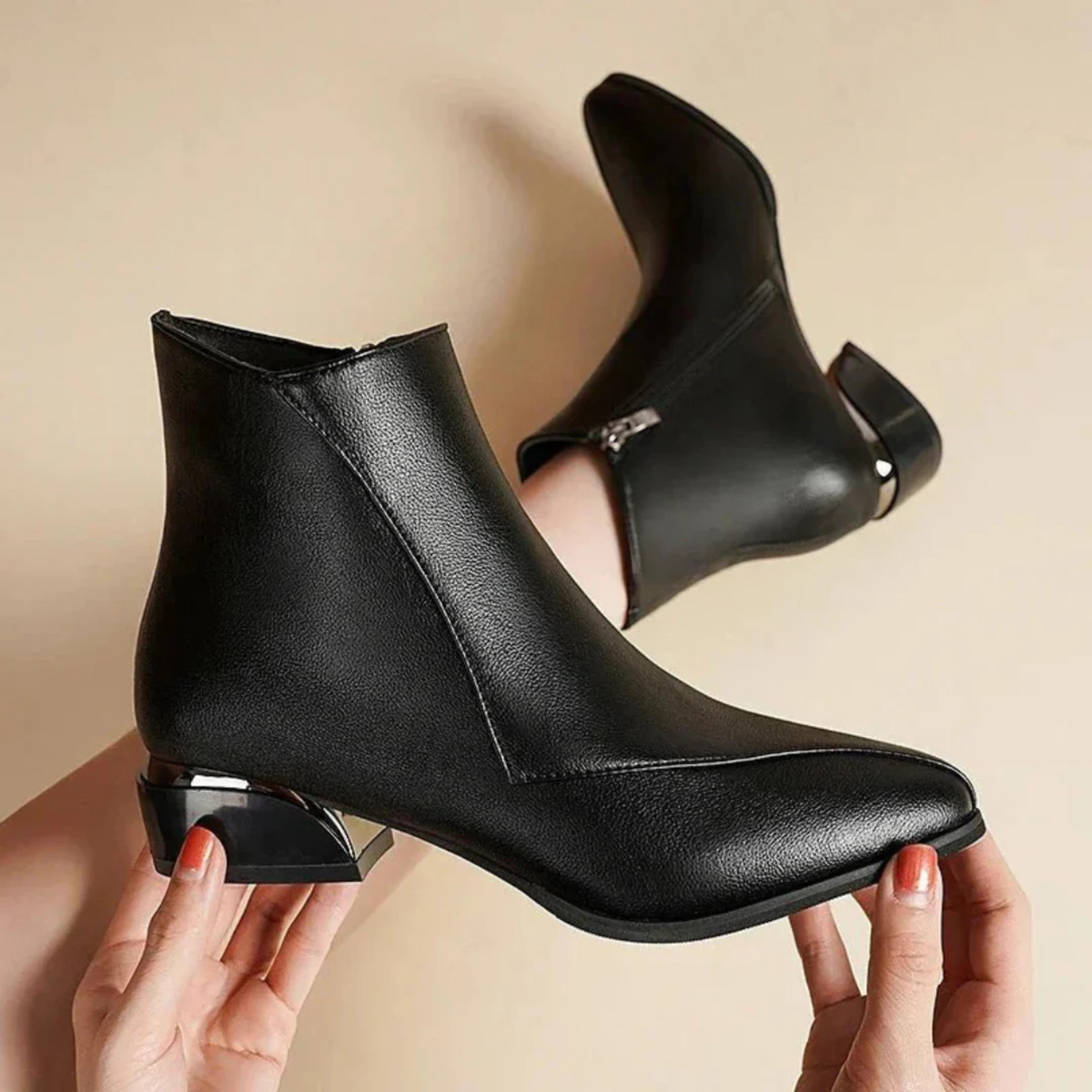 Bottines femme bout pointu zippées