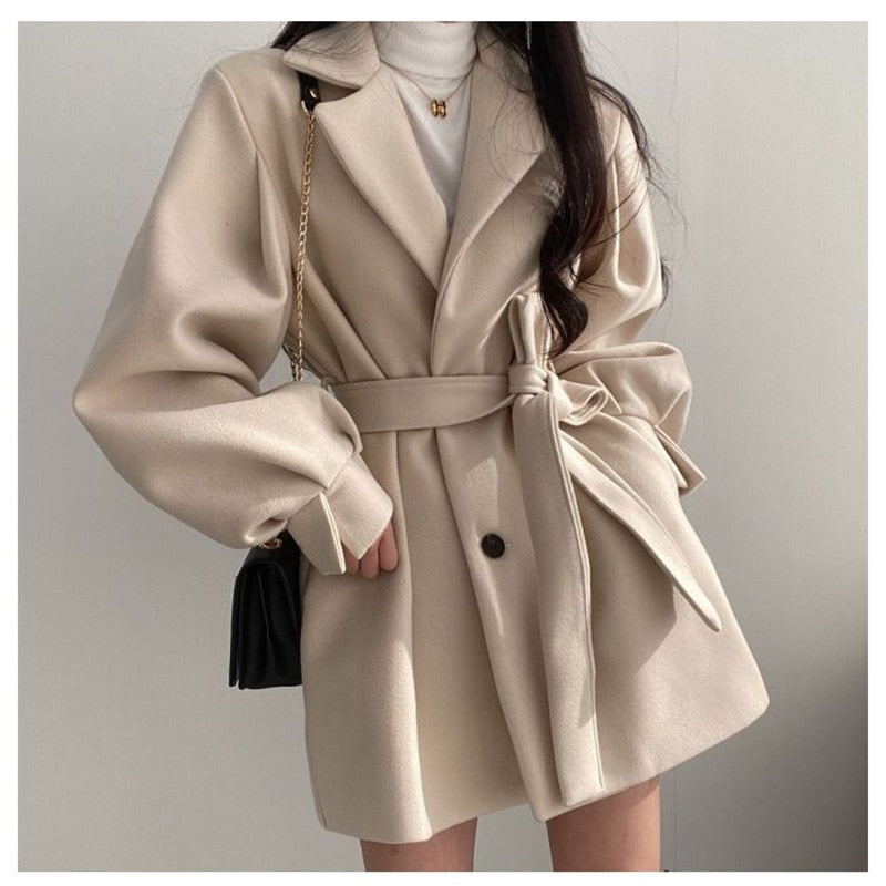 Manteau Femme – Coupe Longue, Boutonné
