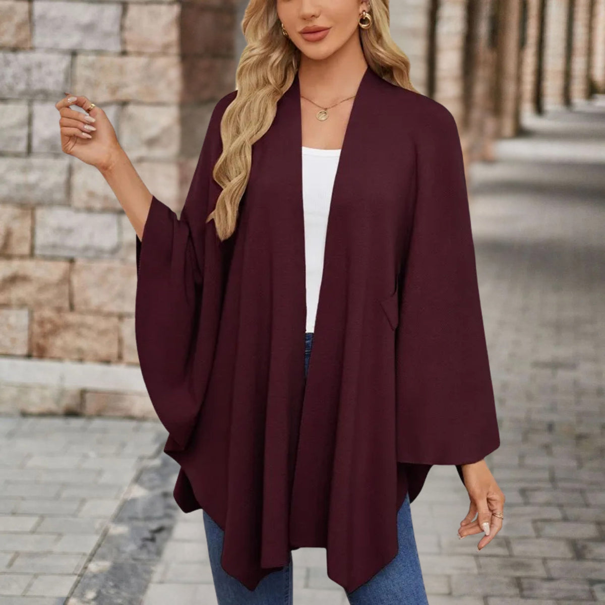 Poncho Femme – Maille Douce, Coupe Enveloppante