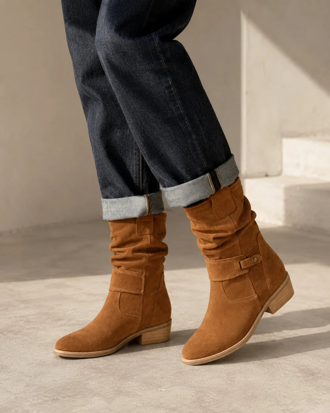 Santiags Femme – Aspect Daim Petit Talon, Zip