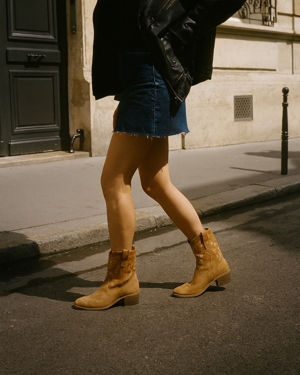 Santiags Femme – Brodées Camel, Bout Pointu
