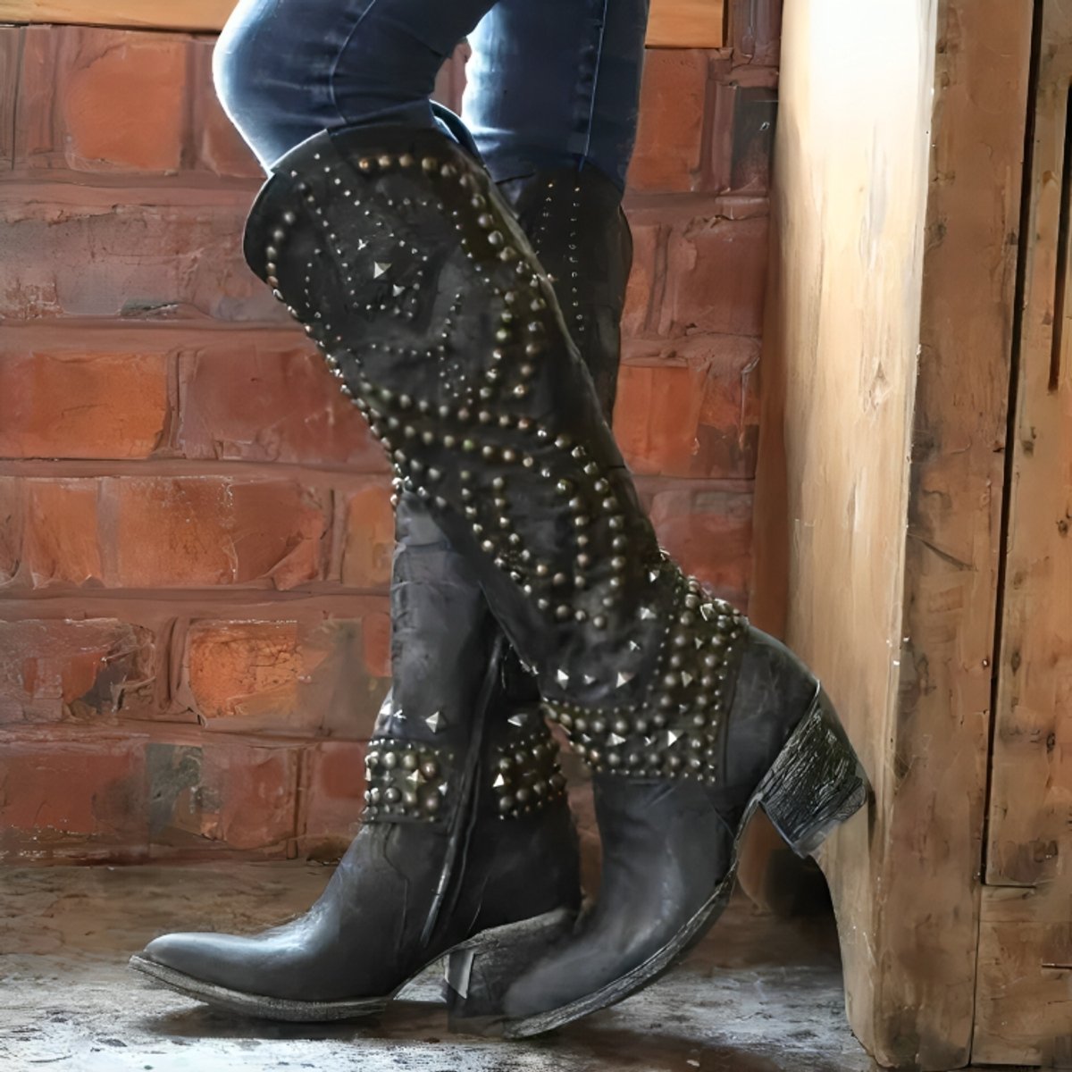 Santiags Femme – Cloutées, Western Talon Bloc