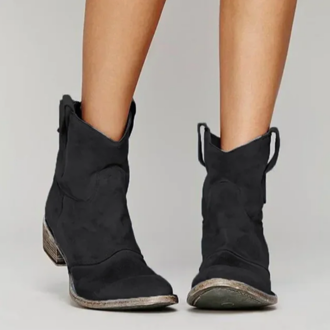 Santiags Femme – Daim Bout Rond Talon Bas, Bout Pointu