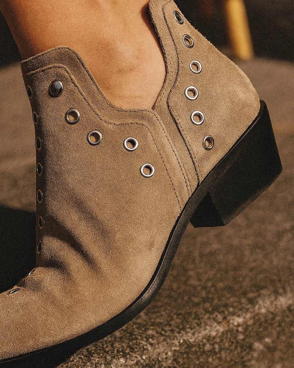 Santiags Femme – Rivets Bout Pointu, Rock